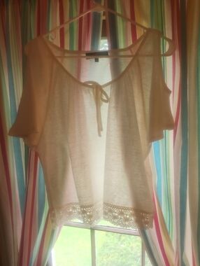 Almost Famous Cream Cold-Shoulder Lace-Hem Blouse